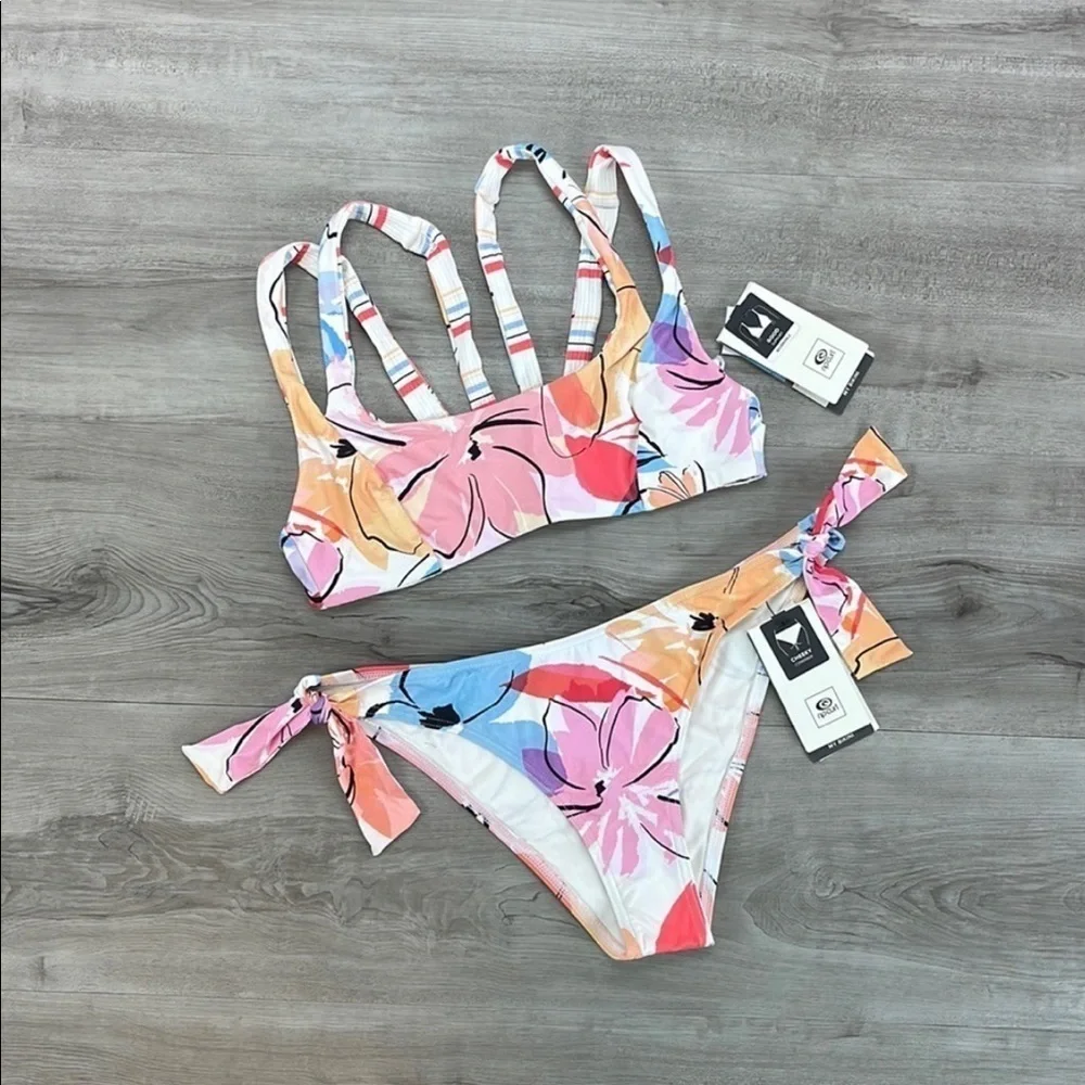 ☀️RIP CURL☀️ BLOSSOM REVERSIBLE CROP BLOSSOM TIE SIDE CHEEKY BIKINI SET